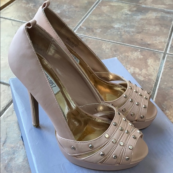 Blush color platform stilettos size 8 - Picture 13 of 13